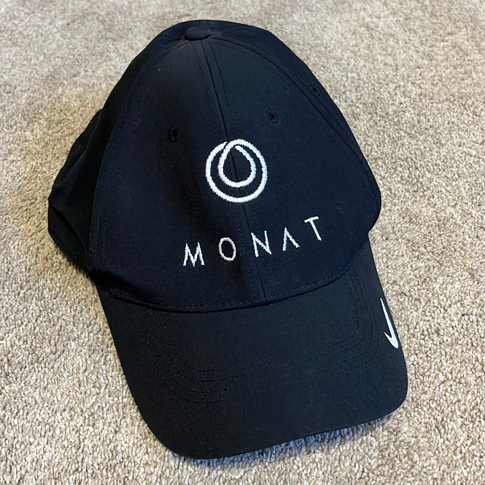 Monat Nike ball cap